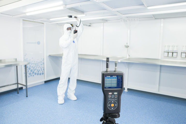 cleanroom particle counter in use