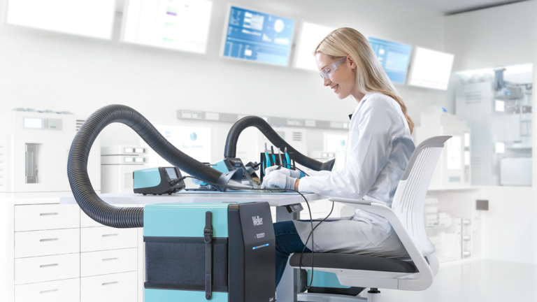 Weller SmogGuard In Use Image